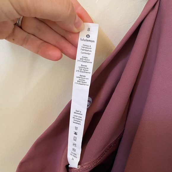 Lululemon Wunder Under Crop High-Rise Roll Down Scallop Full On Luxtreme Plumful - Picture 4 of 13